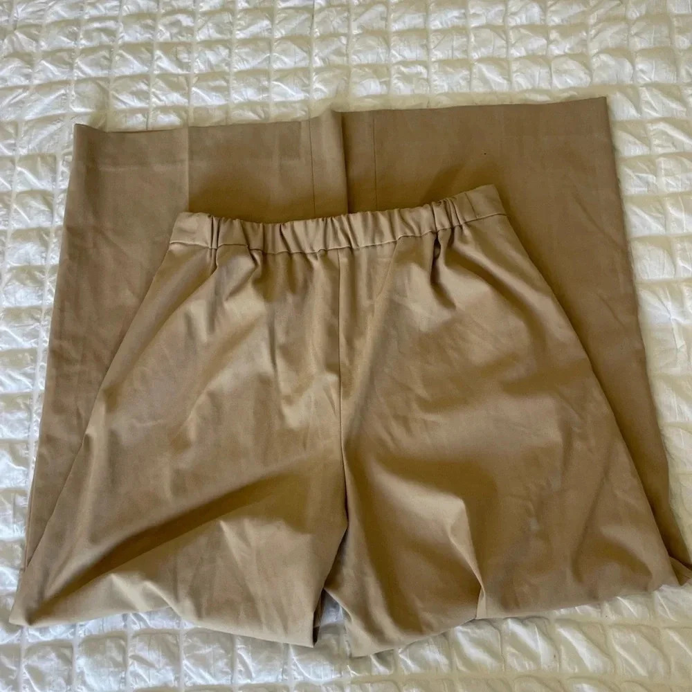 Banana Republic tan wide leg knit pants - Picture 6 of 7